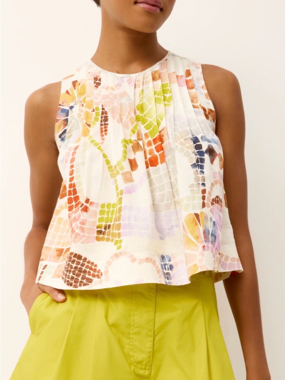 Marie Oliver Sleeveless Mosaic Print Top in White | S